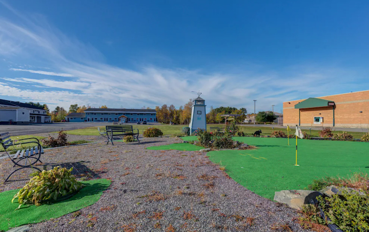 The Perfect Roadside Motel When On A Road Trip